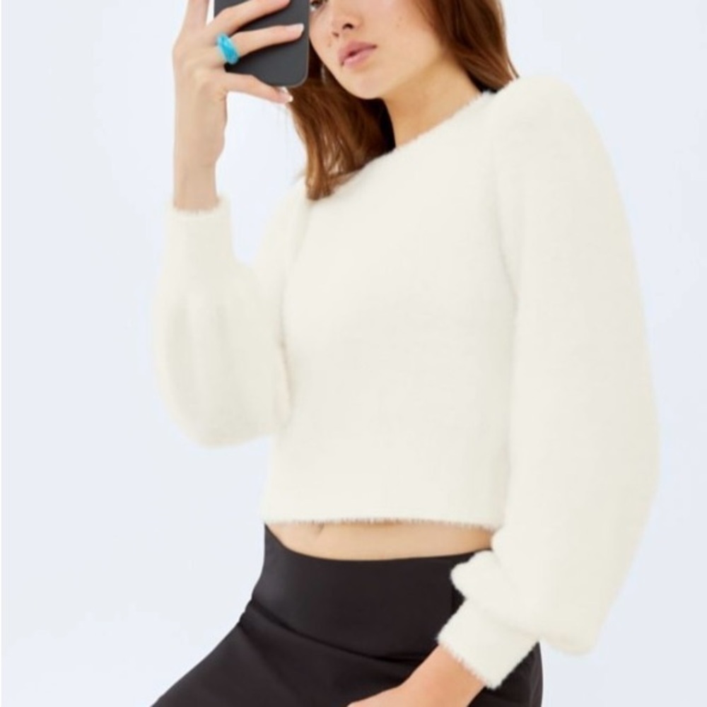 Aritzia Sunday Best Kitten Sweater